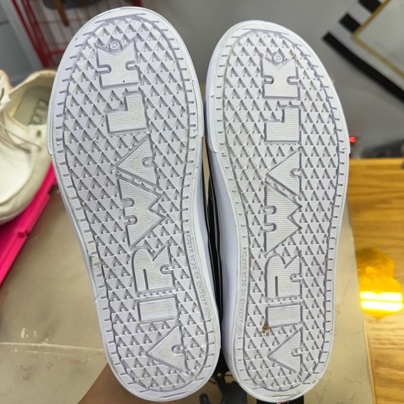 Airwalk Mint and Black Slip-On Shoes - Picture 2 of 5